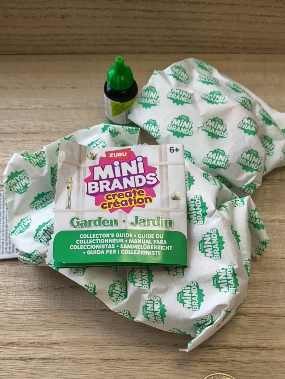 Zuru Mini Brands Create Garden Bonsai
